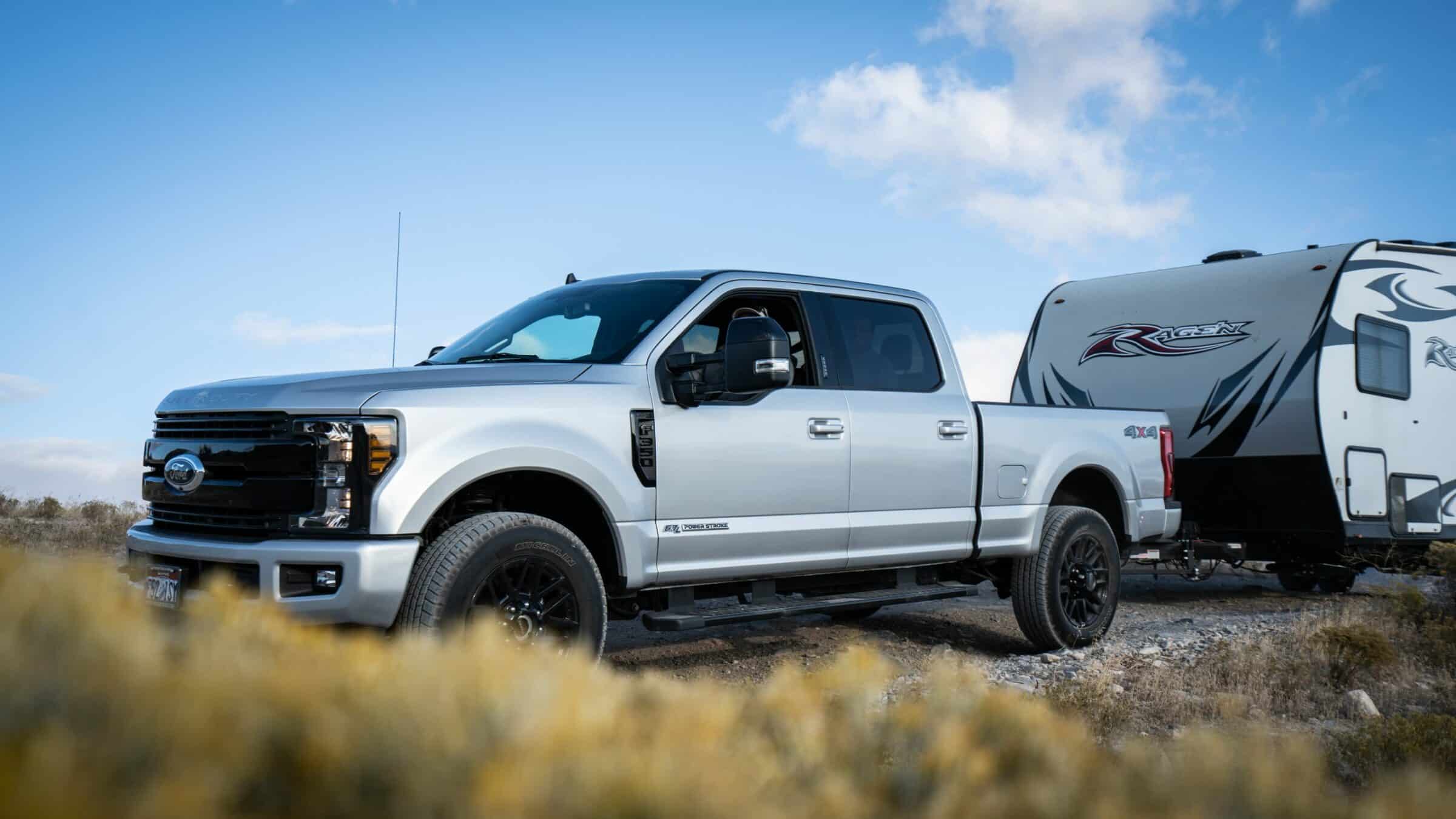 Common Causes of Trailer Accidents Weigh Safe