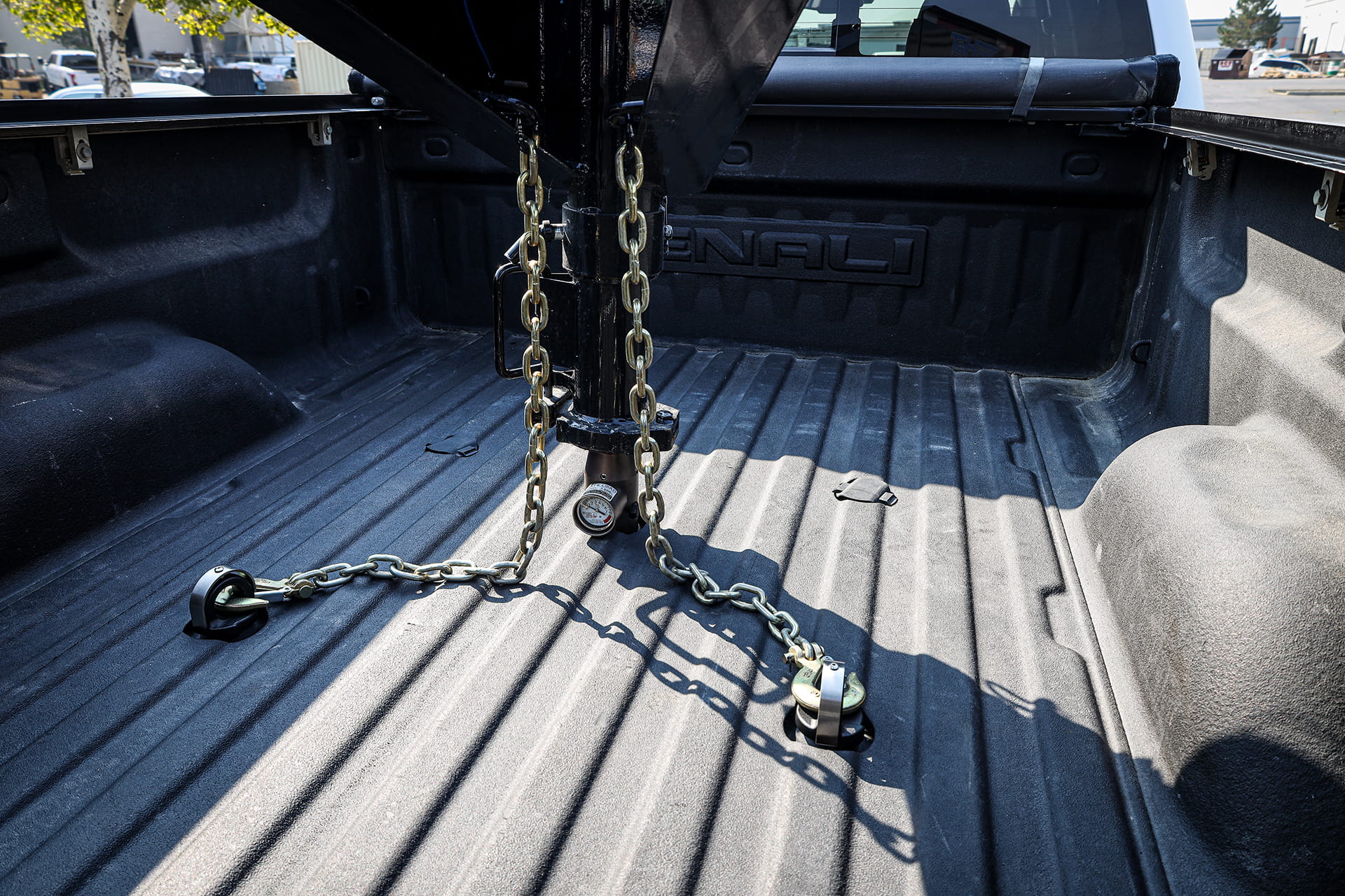 Safe Load OEM Gooseneck Lifestyle